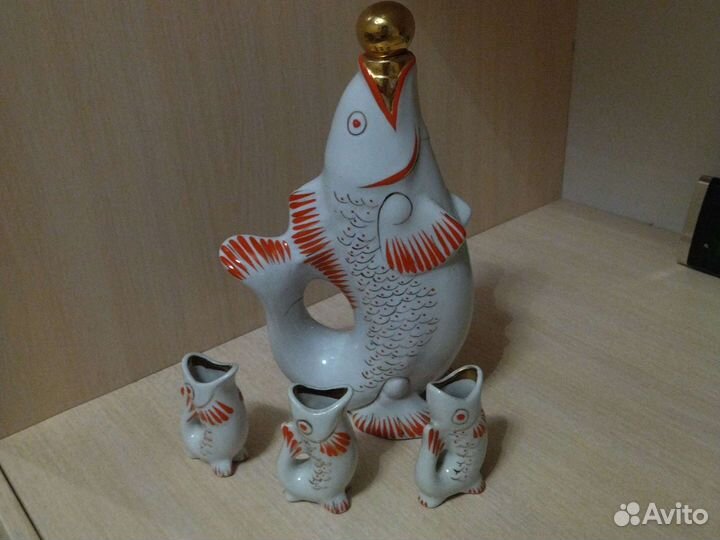 Фарфоровые статуэтки 