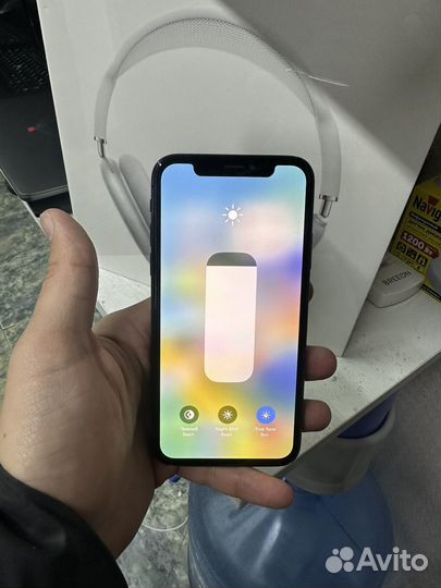 iPhone X, 256 ГБ
