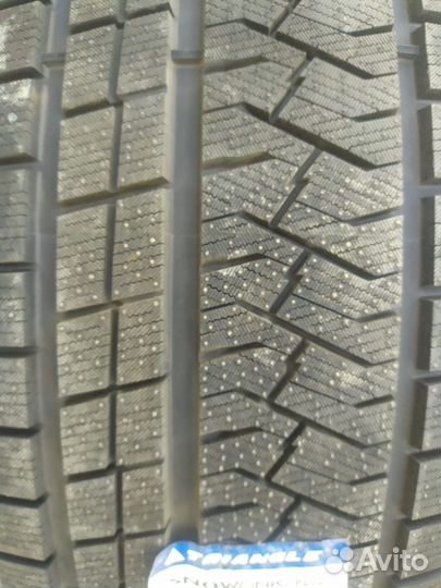 Triangle Snowlink TWT02 275/50 R20