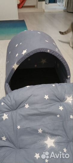 Домик, лежанка