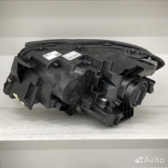 Фара правая Mercedes GLA X156