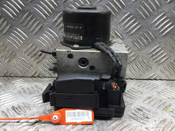 Блок ABS Audi A3 8L
