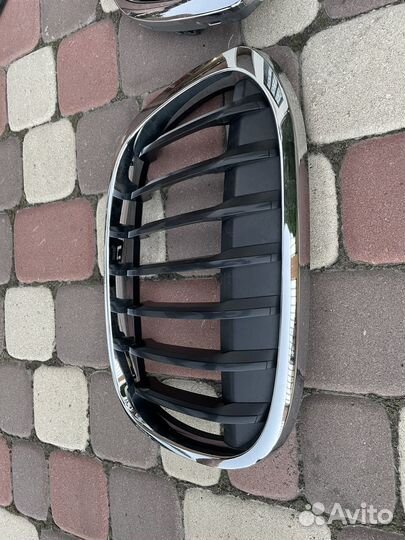 Решетка передняя BMW x-1 F-48