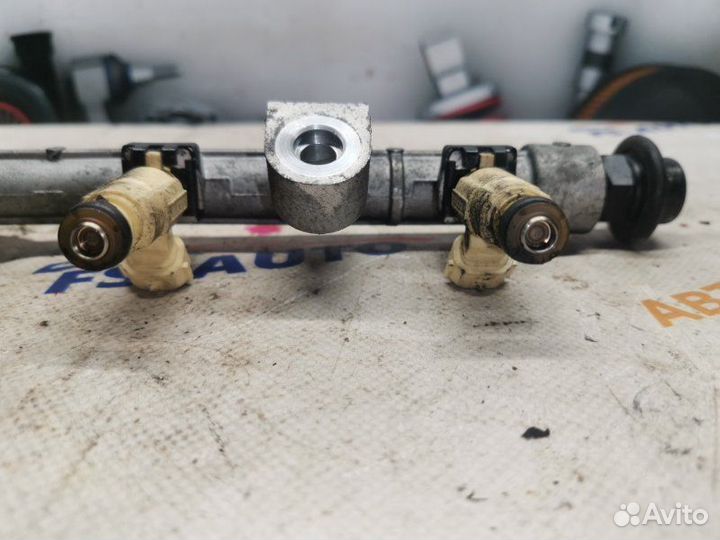 Топливная рейка Hyundai Tucson JM 2.0 G4GC 2007