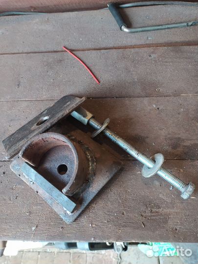 Запрессовыватель салентблоков