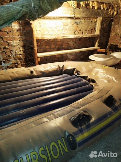 Надувная лодка