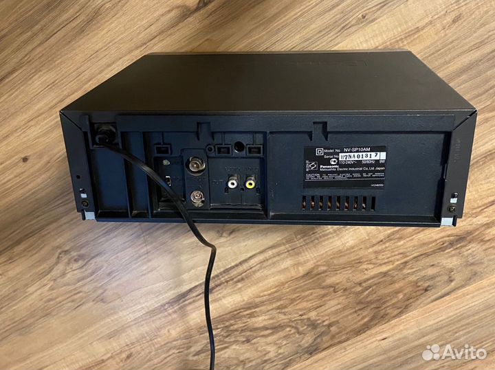 Видеомагнитофон Panasonic NV SP 10