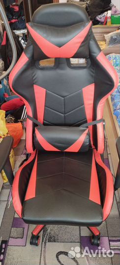 Компьютерное геймерское кресло