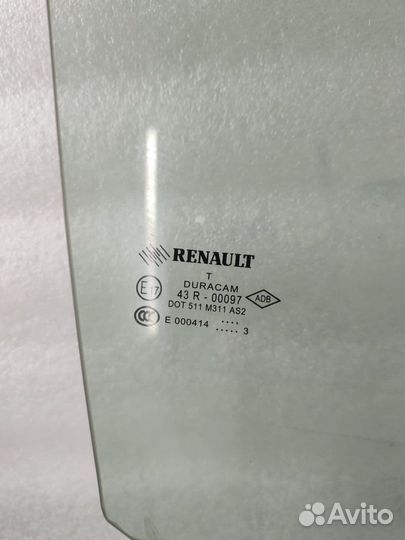 Стекло задней правой двери Renault Fluence