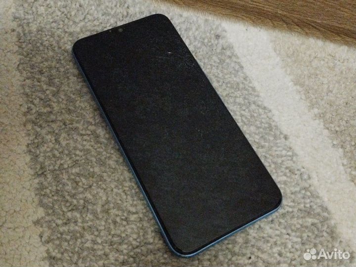 Телефон techno spark 7