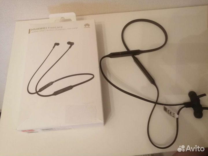 Беспроводные наушники huawei