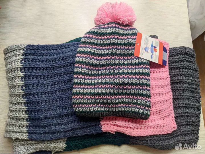 Новый женский комплект шапка и шарф осень- зим