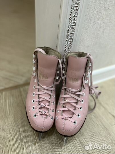 Фигурные коньки wifa prima 27LL