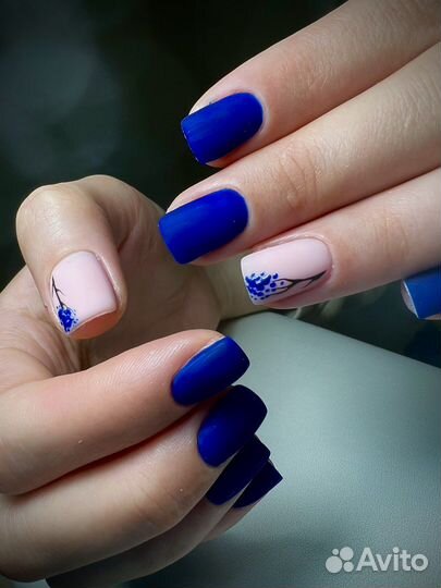 Мастер маникюра и педикюра