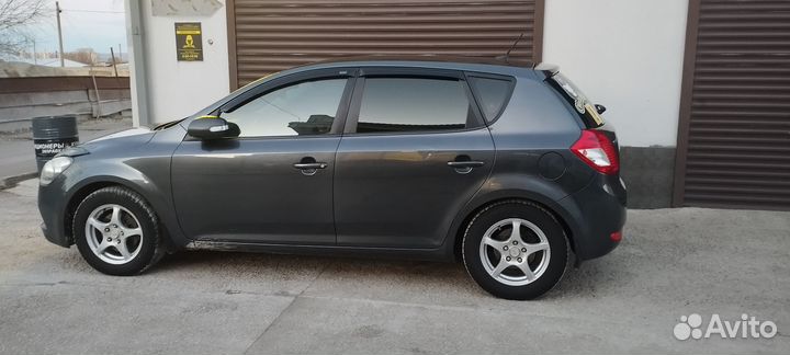 Kia Ceed 1.6 AT, 2011, 210 010 км