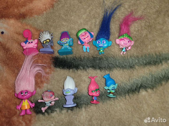 Игрушки из киндеров