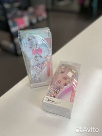 Детская расческа с цветными шариками