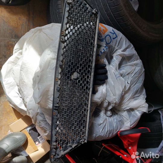 Решетка радиатора тойота ора