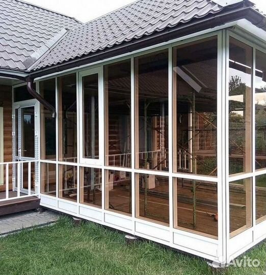 Дверь пластиковая