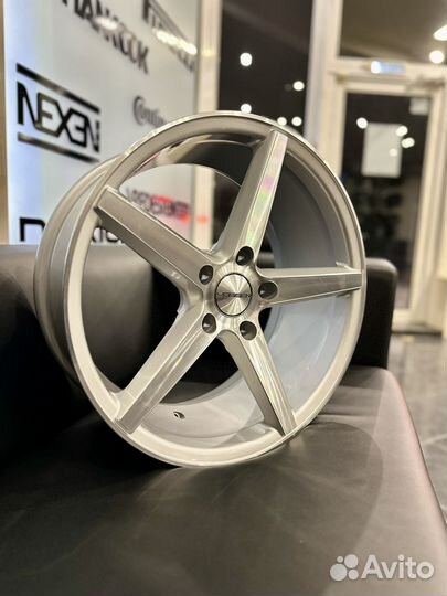 Дискиr18 Vossen на BMW 3/4/5/6/7