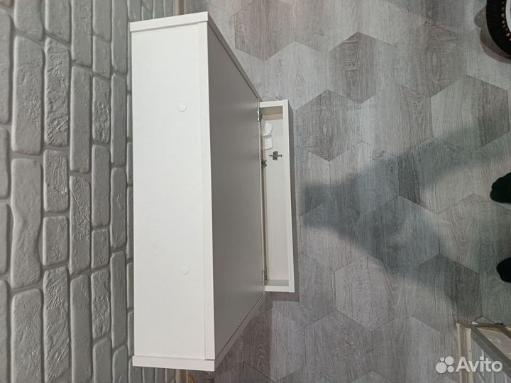 Стол откидной настенный