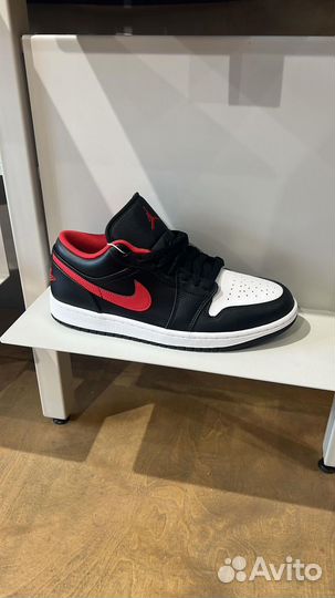 Кроссовки nike air jordan женские