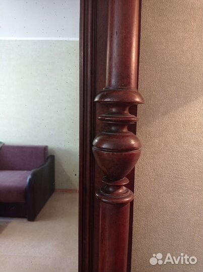 Зеркало старинное