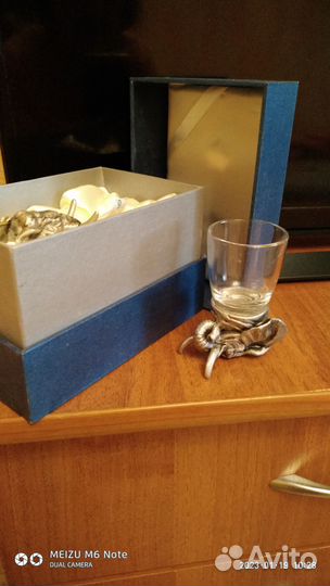 Подарочный набор мужчине стопки 