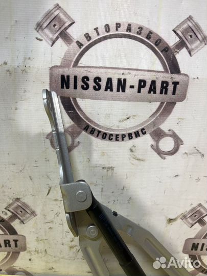 Chevrolet Camaro 6 петля крышки багажника правая