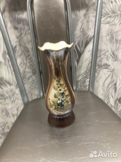 Вазы настольные