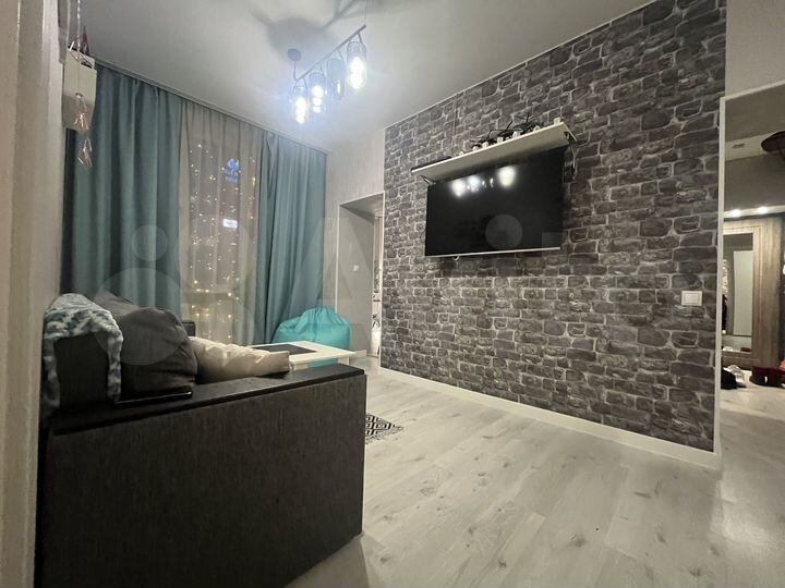 3-к. квартира, 65,6 м², 2/5 эт.