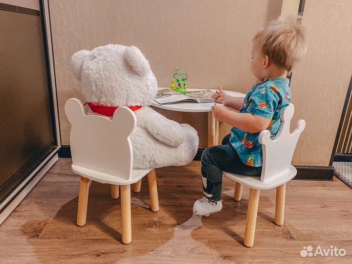 Детский стол и стул