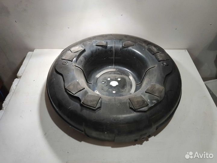 Кожух запасного колеса Toyota RAV4 30 Араб