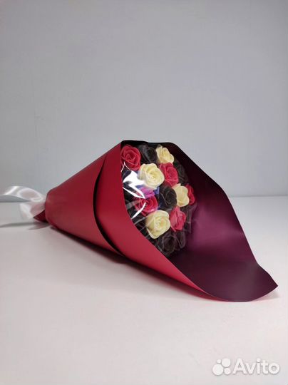 Розы из Бельгийского шоколада - 19 шт в Букете