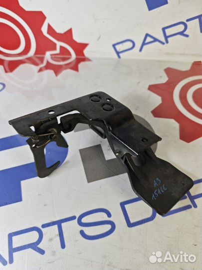 Замок капота Audi A3 8P 1.4 2012