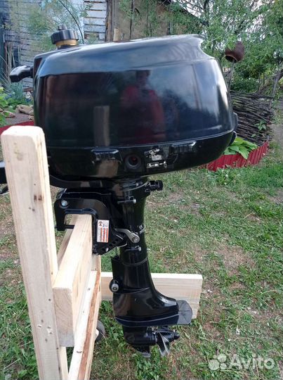 Лодочный мотор