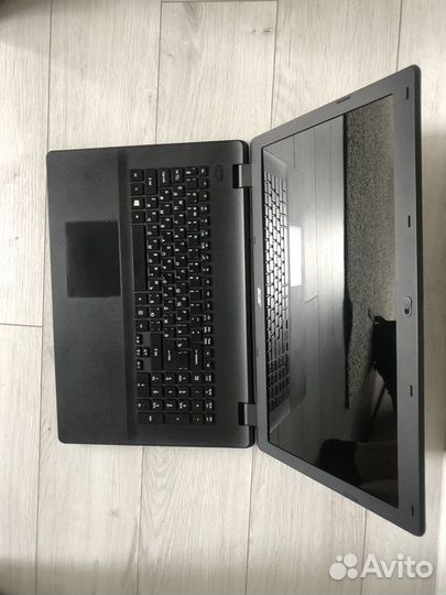 Ноутбук Acer Aspire ES1-711