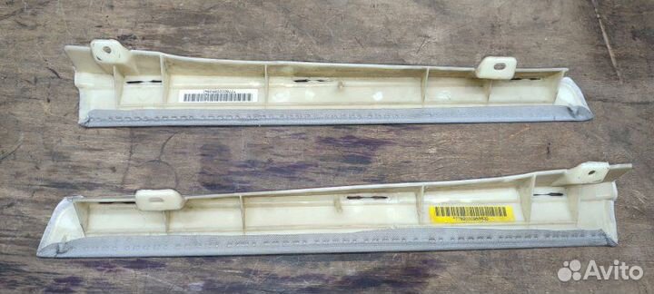 Накладка потолка глухого стекла Audi A4 Avant 8E