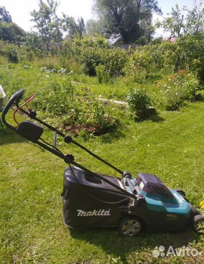 Газонокосилка Makita