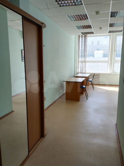 Офис, 23 м² сдам в аренду в центре города