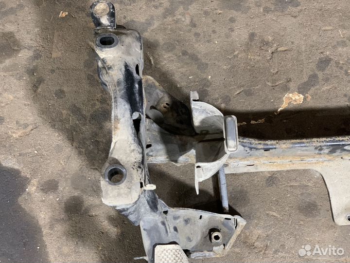 Подрамник передний Audi A7 4G