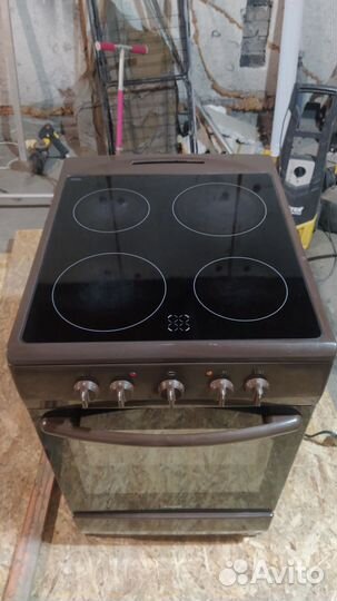 Продам плиту электрическую hansa