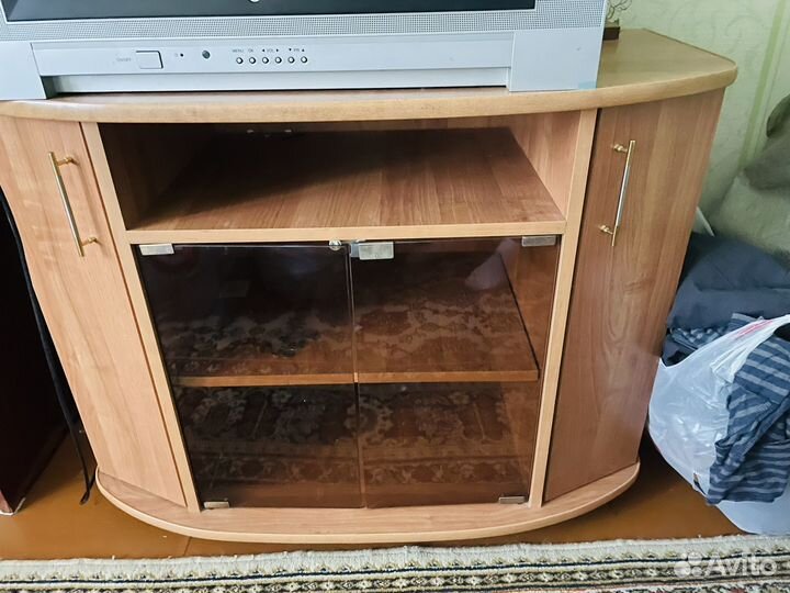 Тумба под телевизор