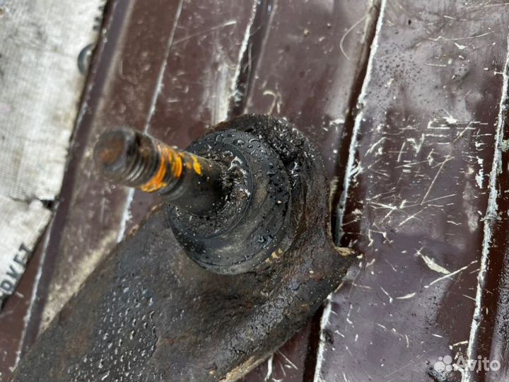 Рычаг перед прав Suzuki Grand Vitara 2.4 2008