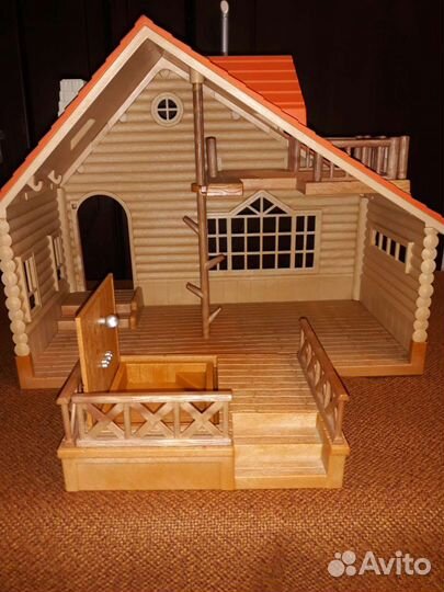 Игрушка домик