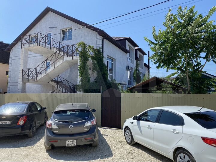 Гостиница, 650 м²