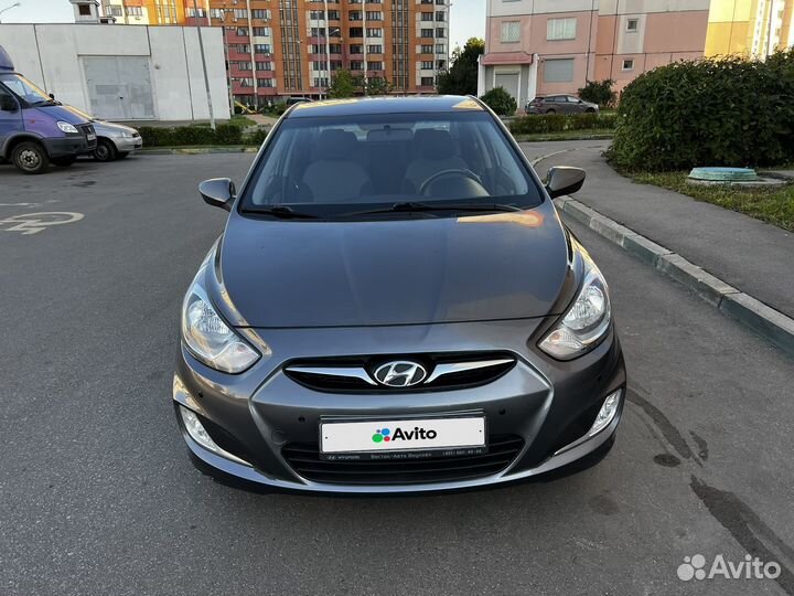 Hyundai Solaris 1.6 AT, 2013, 47 000 км