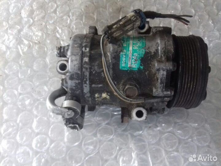 Компрессор кондиционера Opel Vectra B 2001