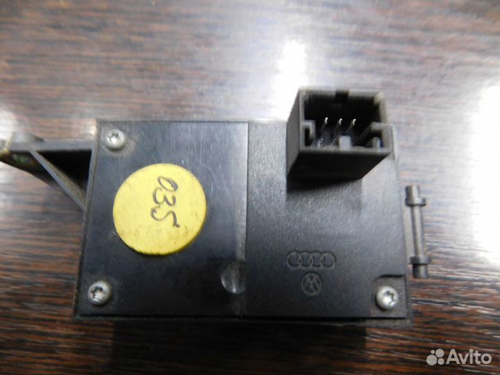 Кнопка регулировки рулевой колонки VW touareg