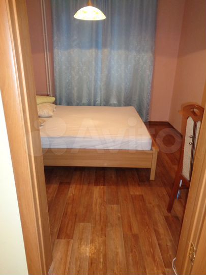 2-к. квартира, 66 м², 4/10 эт.